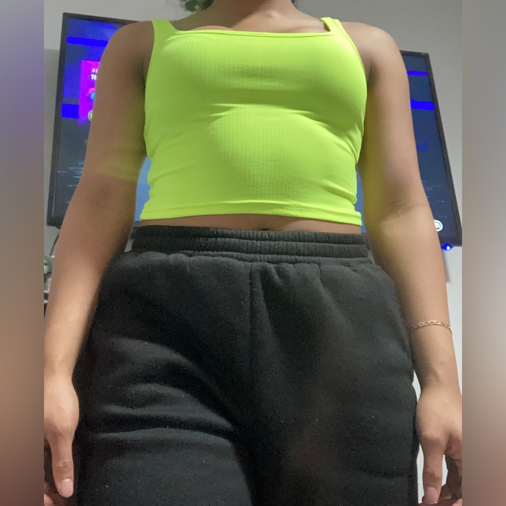 Neon shirt never worn